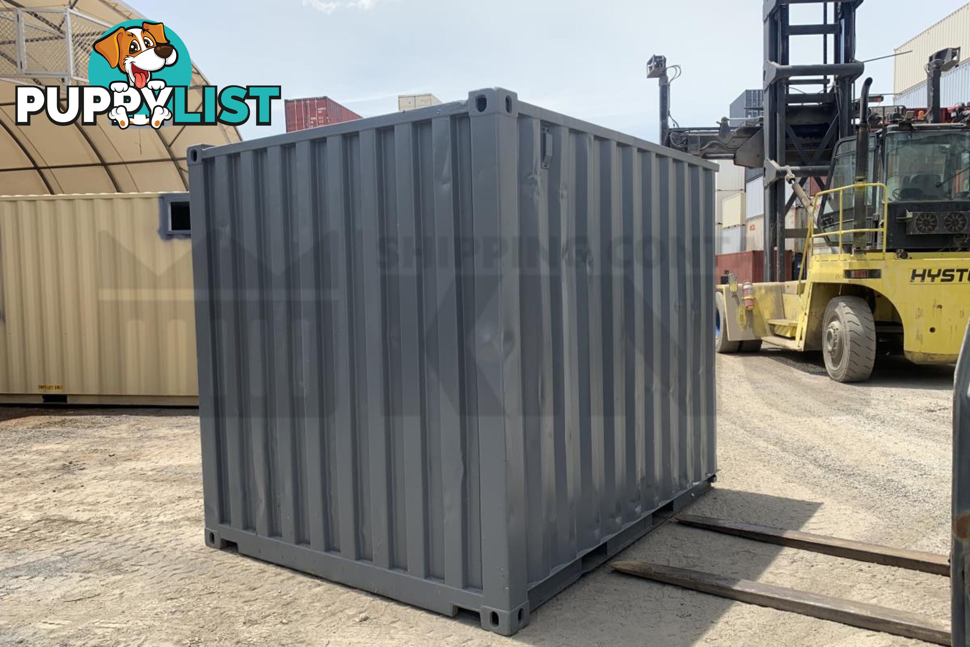 10' STANDARD HEIGHT SHIPPING CONTAINER (ROLLER DOOR END) - in Lismore