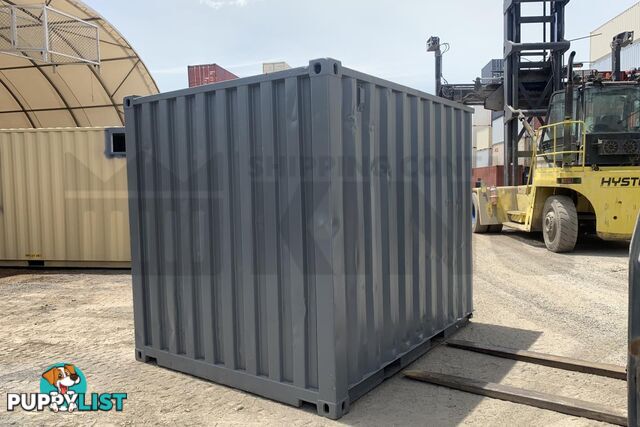 10' STANDARD HEIGHT SHIPPING CONTAINER (ROLLER DOOR END) - in Lismore