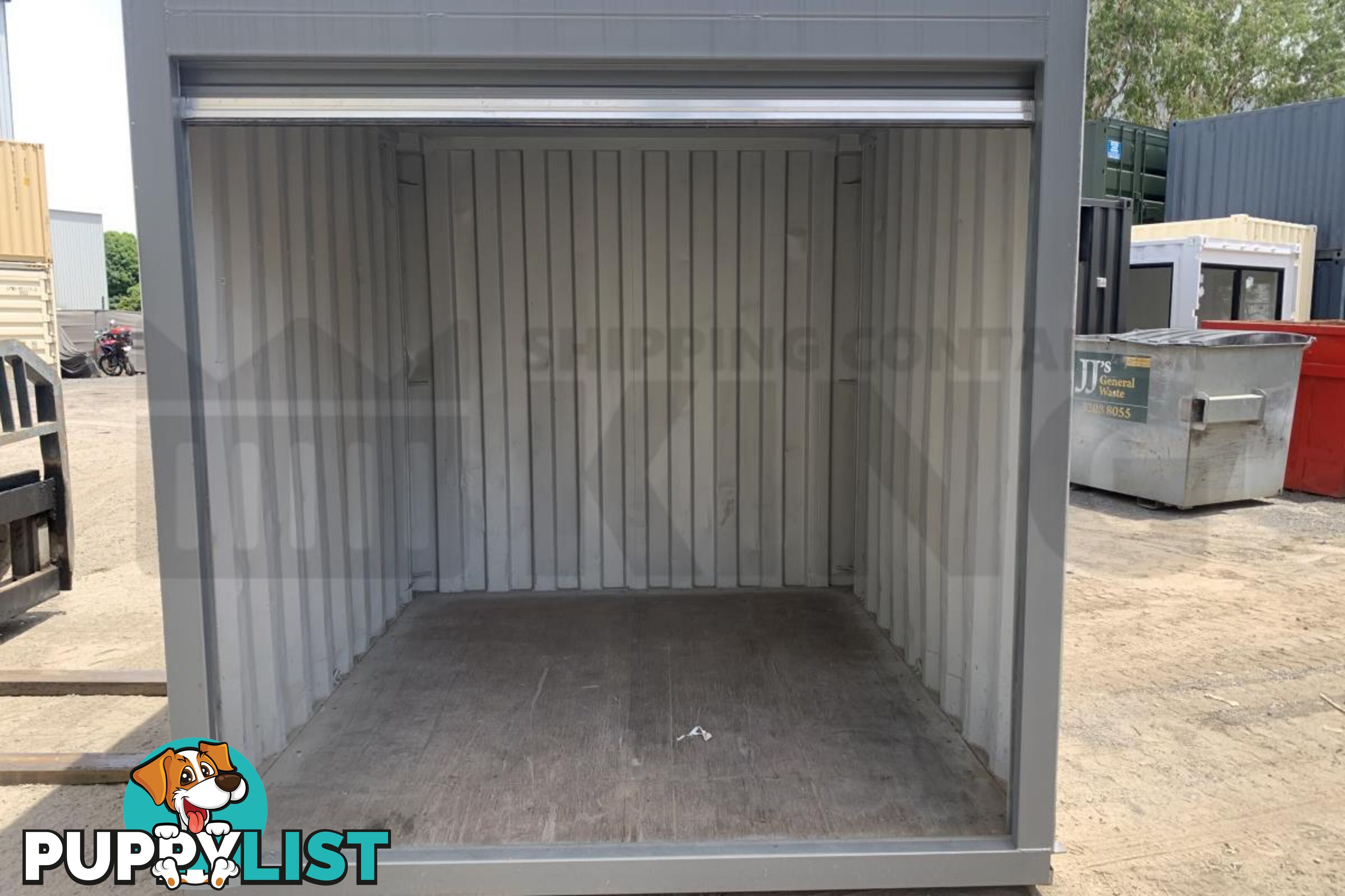 10' STANDARD HEIGHT SHIPPING CONTAINER (ROLLER DOOR END) - in Lismore