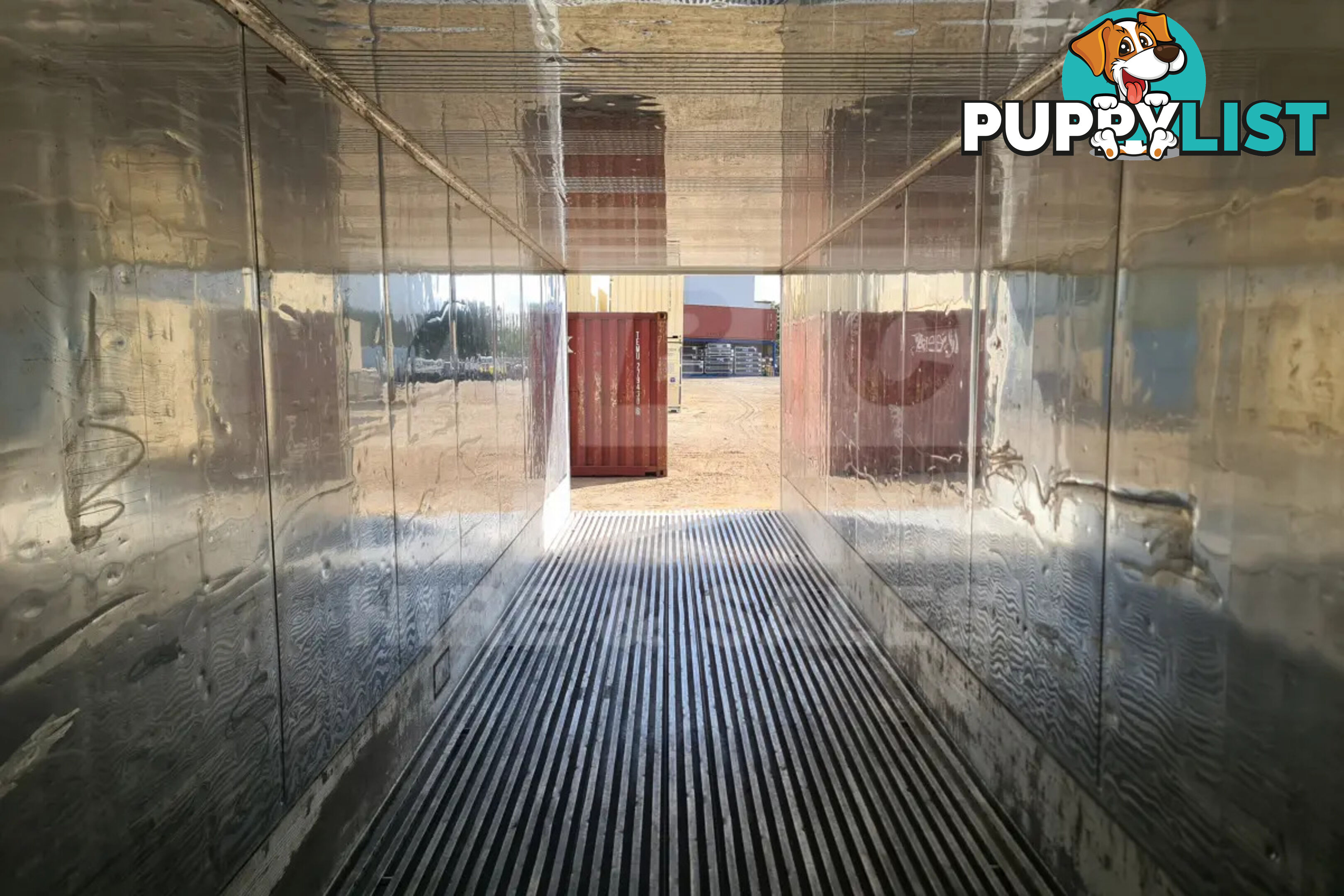 40' HIGH CUBE REFRIGERATED "REEFER" SHIPPING CONTAINER (NON-OPERATIONAL) - in Brisbane