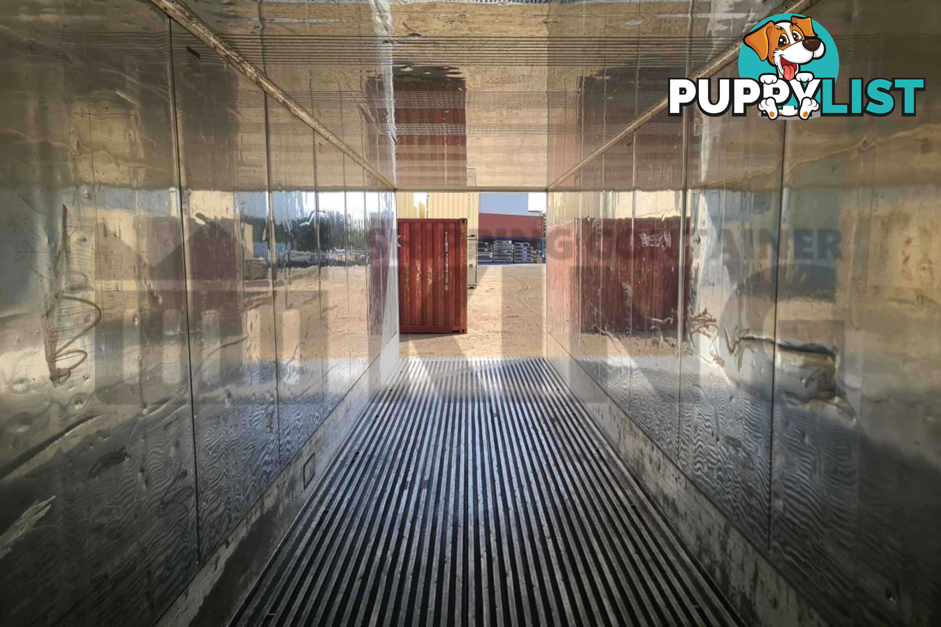 40' HIGH CUBE REFRIGERATED "REEFER" SHIPPING CONTAINER (NON-OPERATIONAL) - in Brisbane