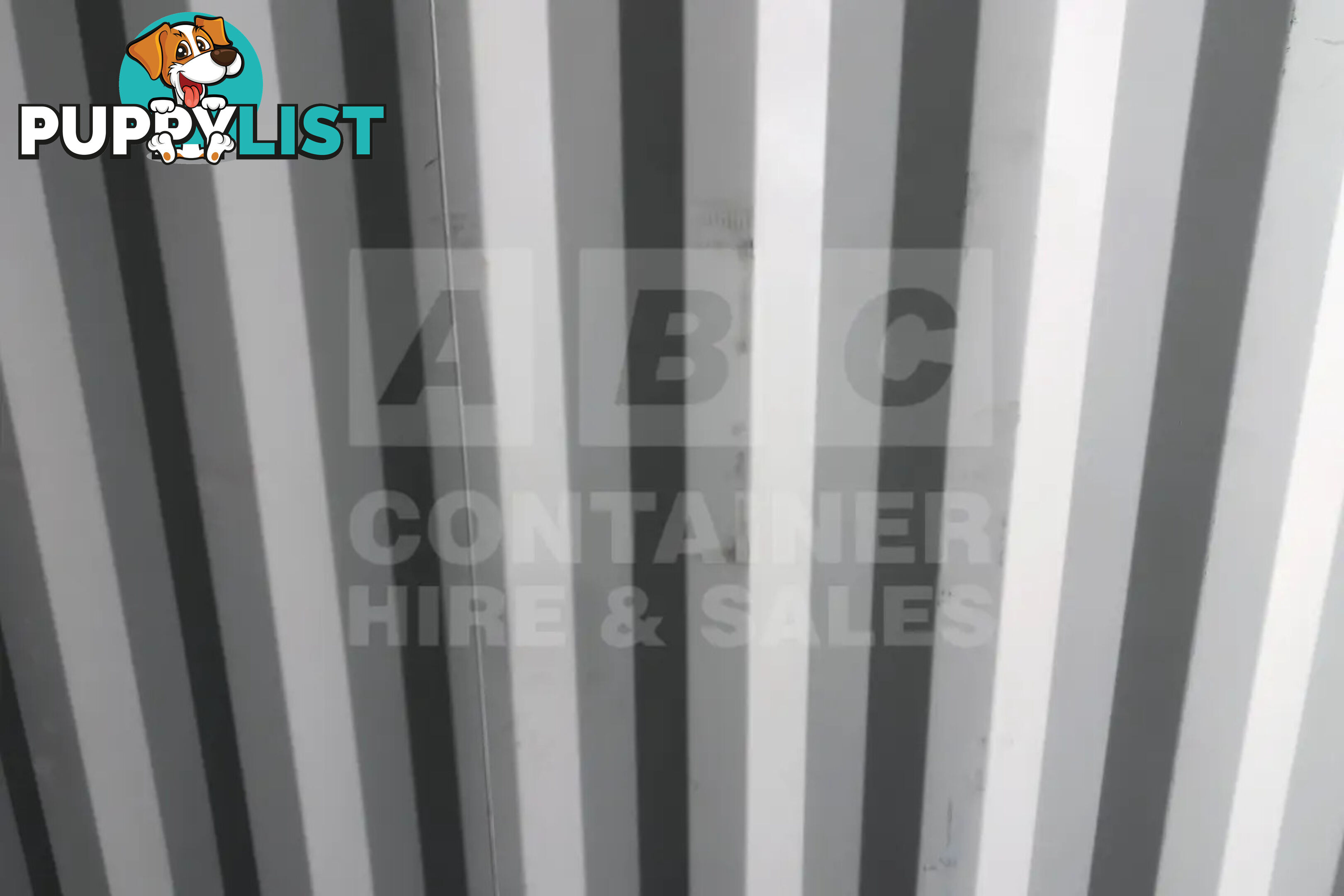 20' HIGH CUBE SHIPPING CONTAINER