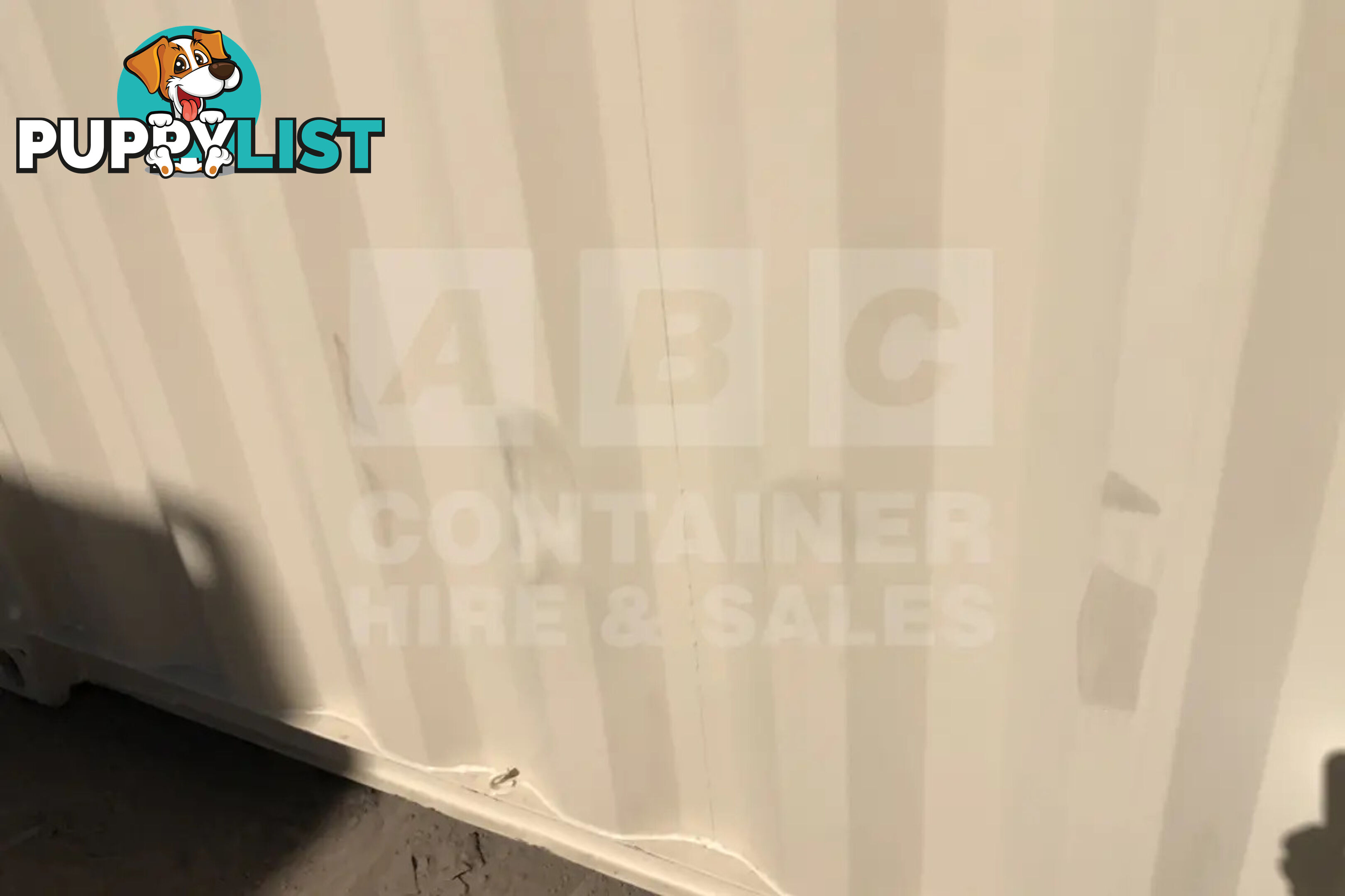 20' HIGH CUBE SHIPPING CONTAINER