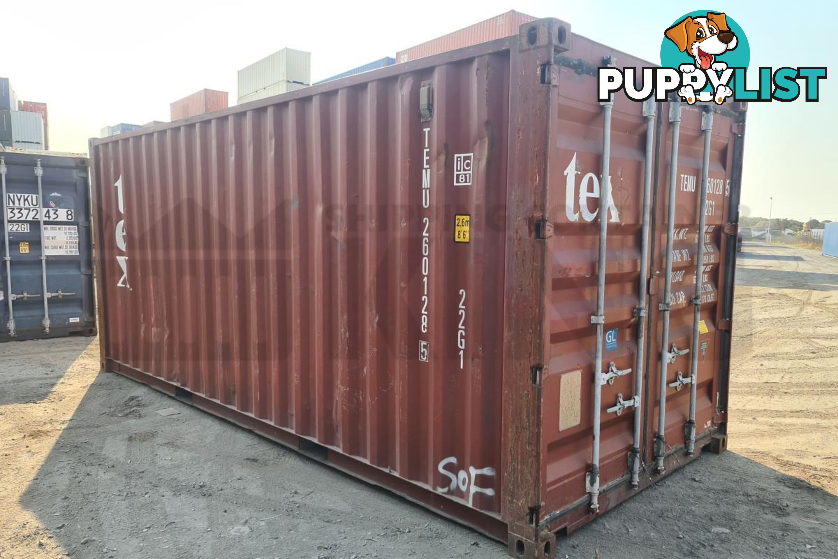 20' STANDARD HEIGHT SHIPPING CONTAINER - in Brisbane