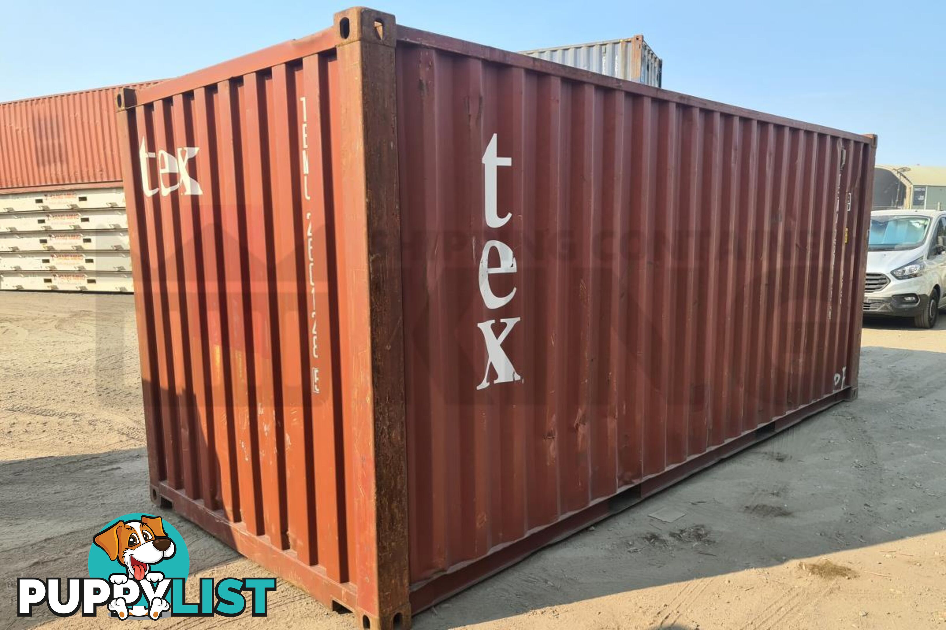 20' STANDARD HEIGHT SHIPPING CONTAINER - in Brisbane