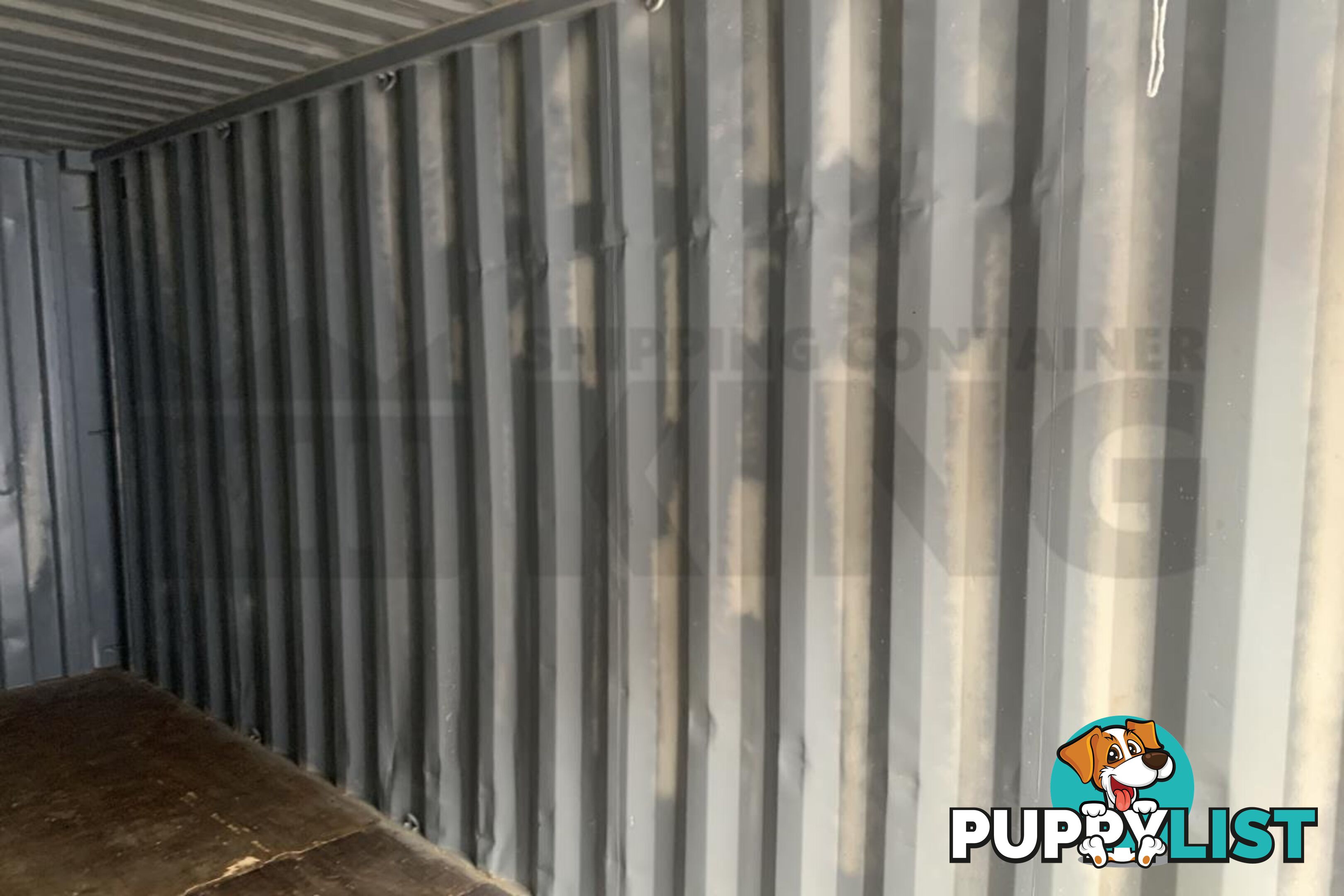 20' STANDARD HEIGHT SHIPPING CONTAINER - in Brisbane