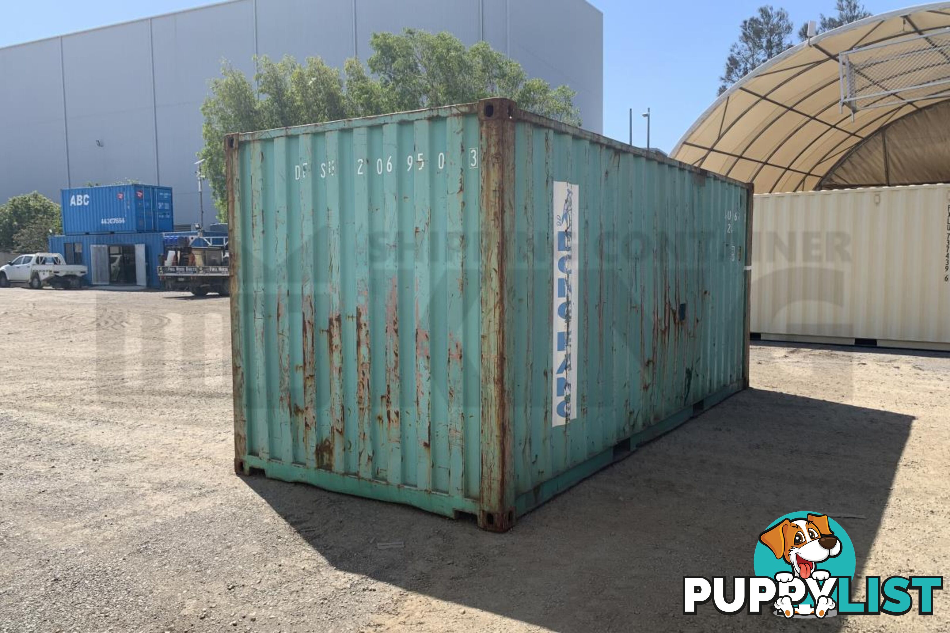 20' STANDARD HEIGHT SHIPPING CONTAINER - in Brisbane