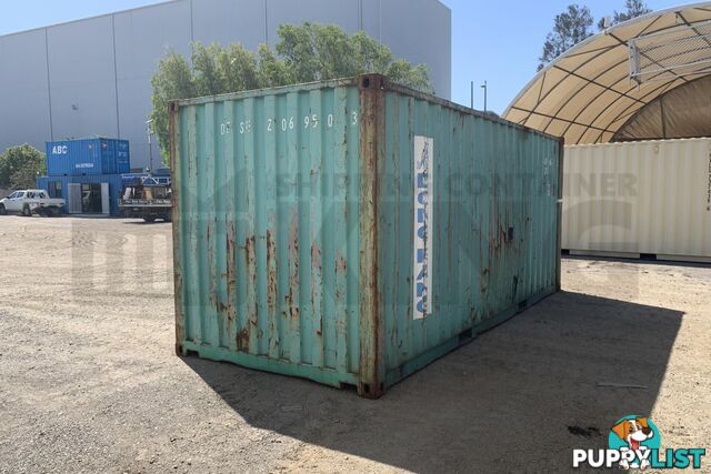 20' STANDARD HEIGHT SHIPPING CONTAINER - in Brisbane