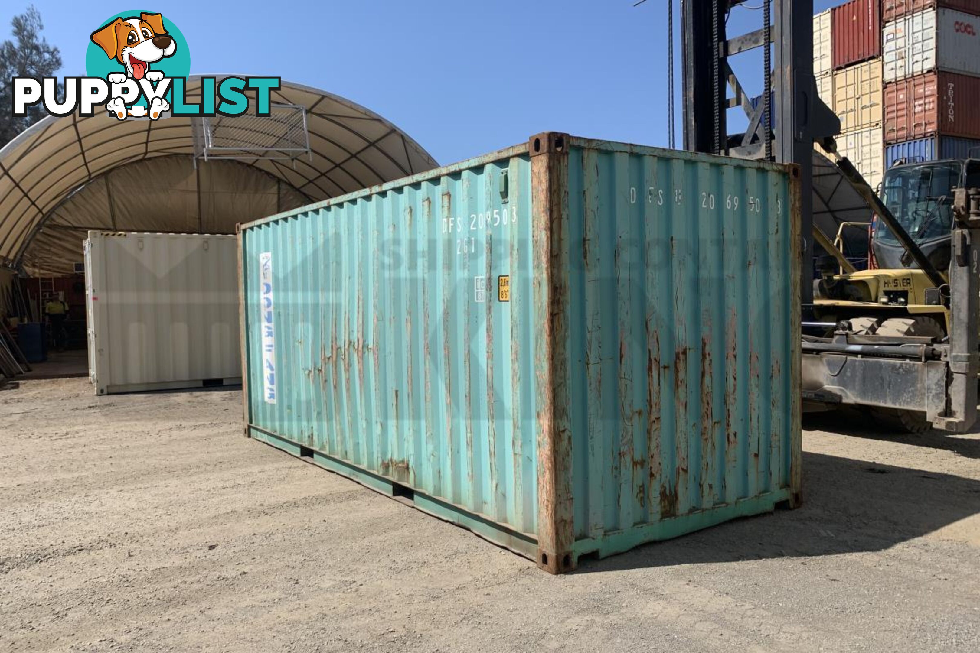 20' STANDARD HEIGHT SHIPPING CONTAINER - in Brisbane