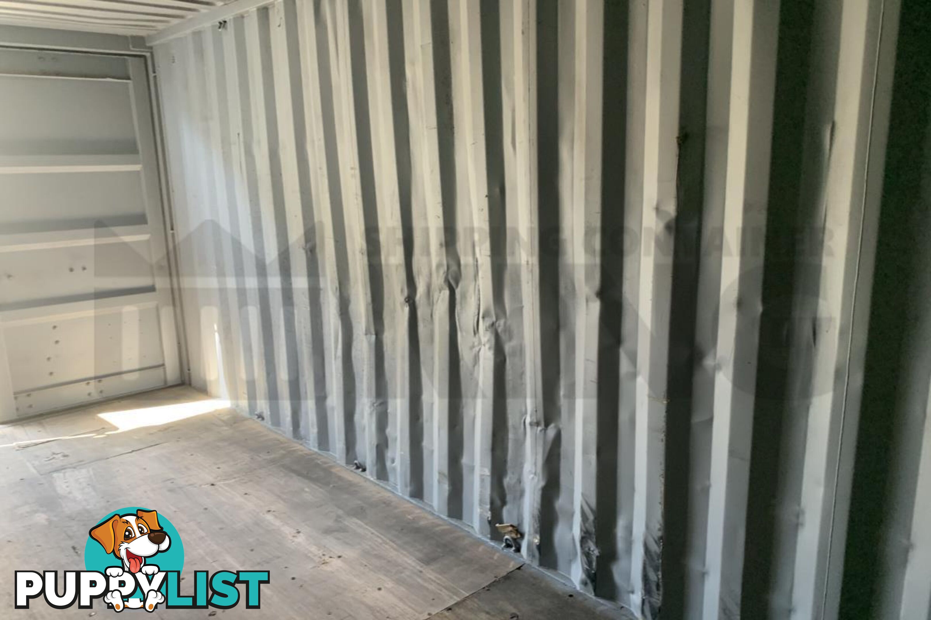 20' STANDARD HEIGHT SHIPPING CONTAINER - in Brisbane