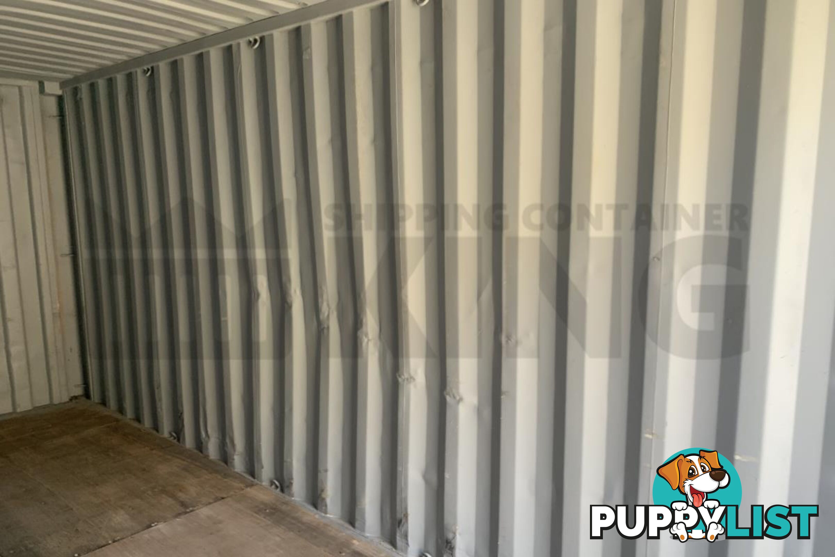 20' STANDARD HEIGHT SHIPPING CONTAINER - in Brisbane