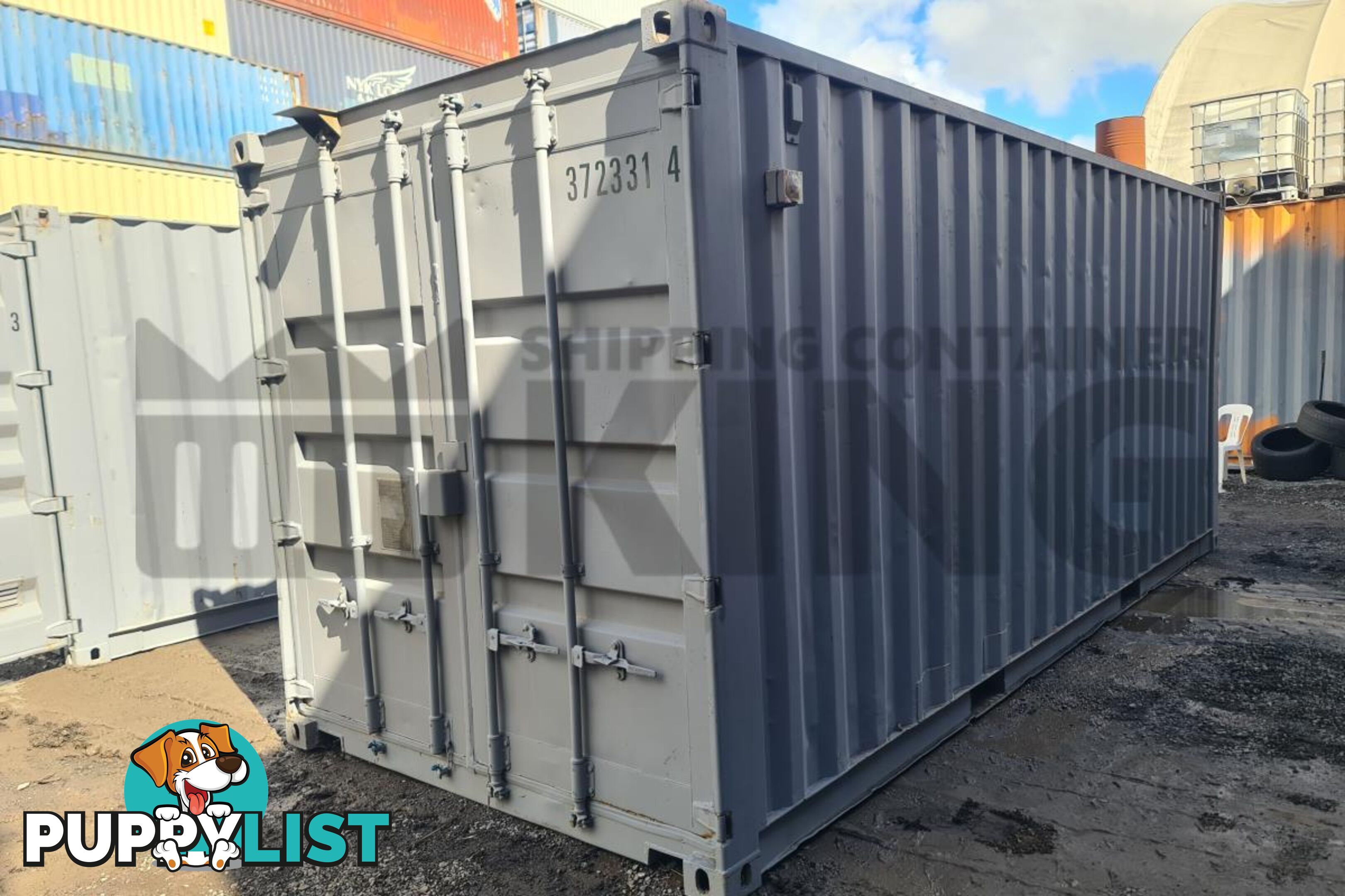 20' STANDARD HEIGHT SHIPPING CONTAINER