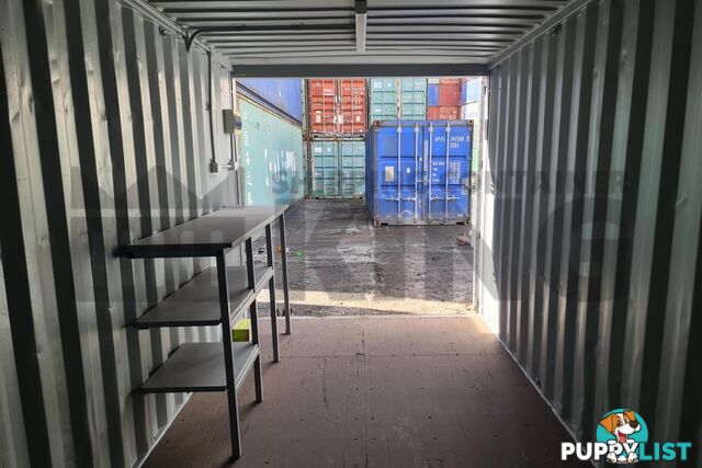 20' STANDARD HEIGHT SHIPPING CONTAINER