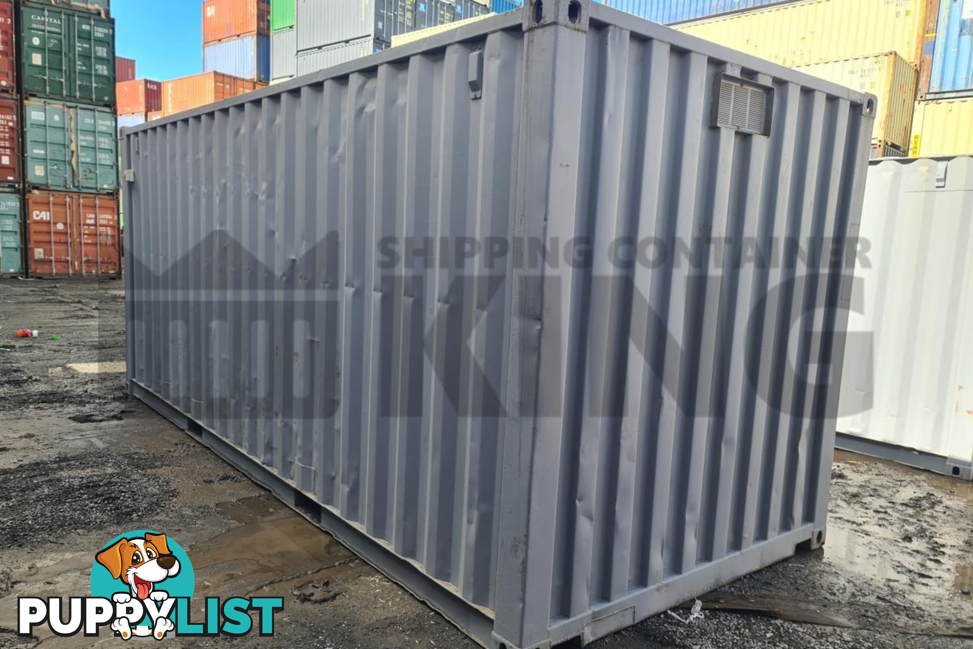 20' STANDARD HEIGHT SHIPPING CONTAINER