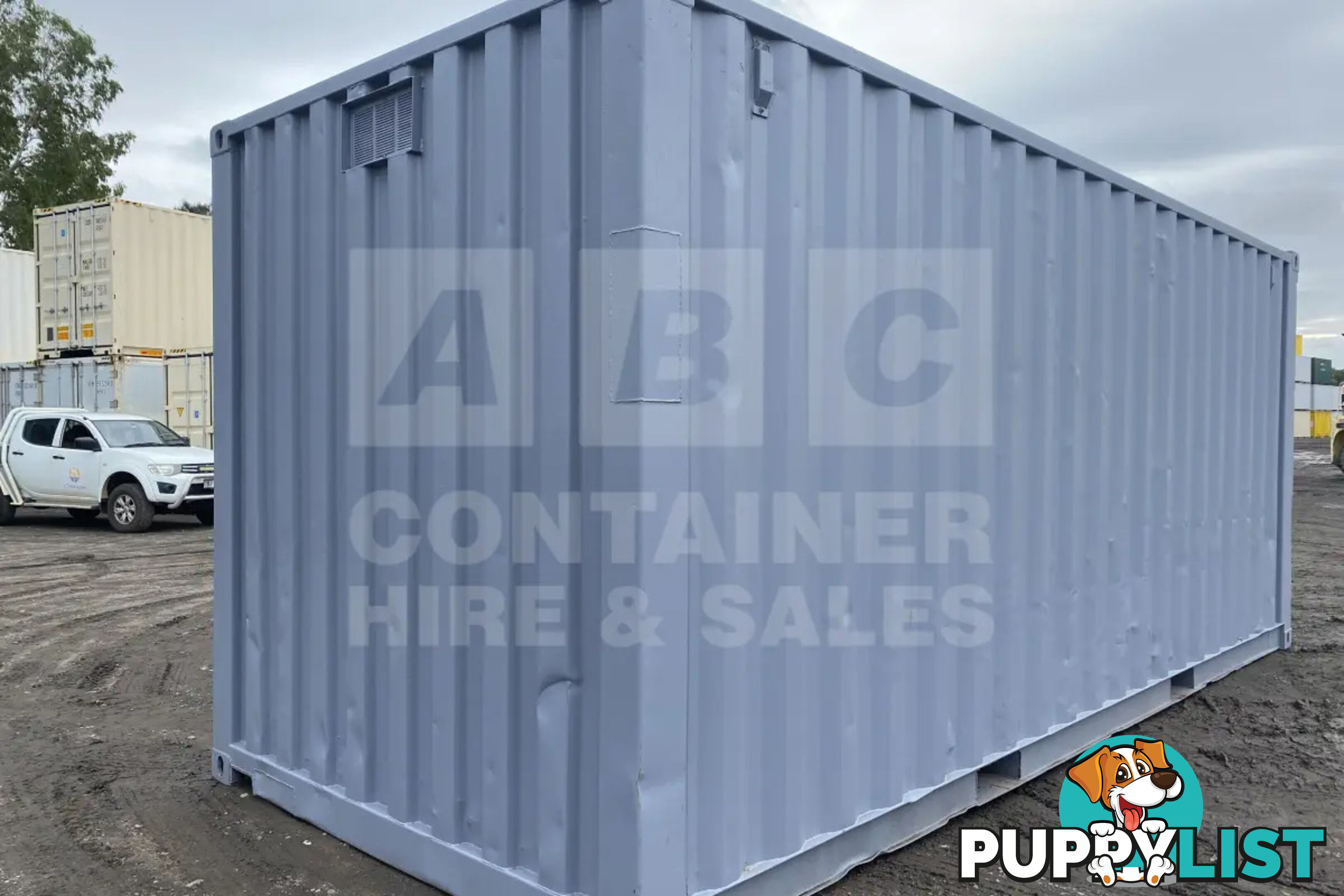 20' STANDARD HEIGHT SHIPPING CONTAINER