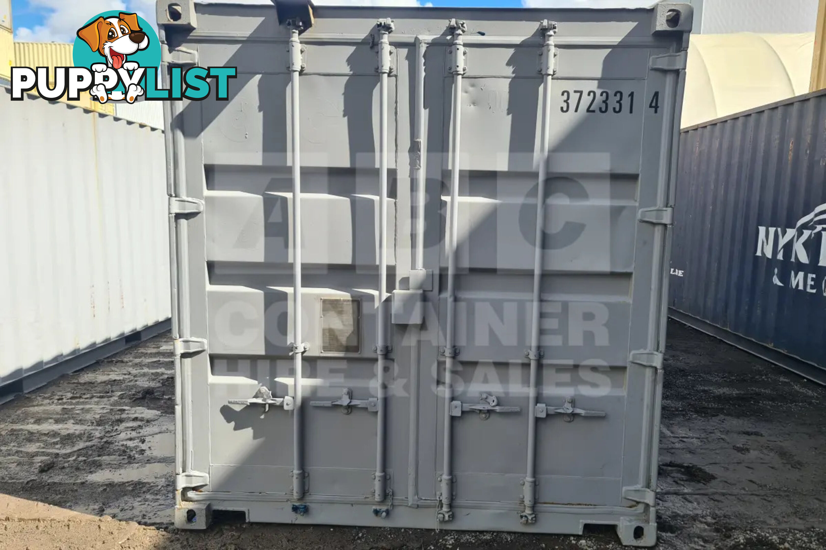 20' STANDARD HEIGHT SHIPPING CONTAINER