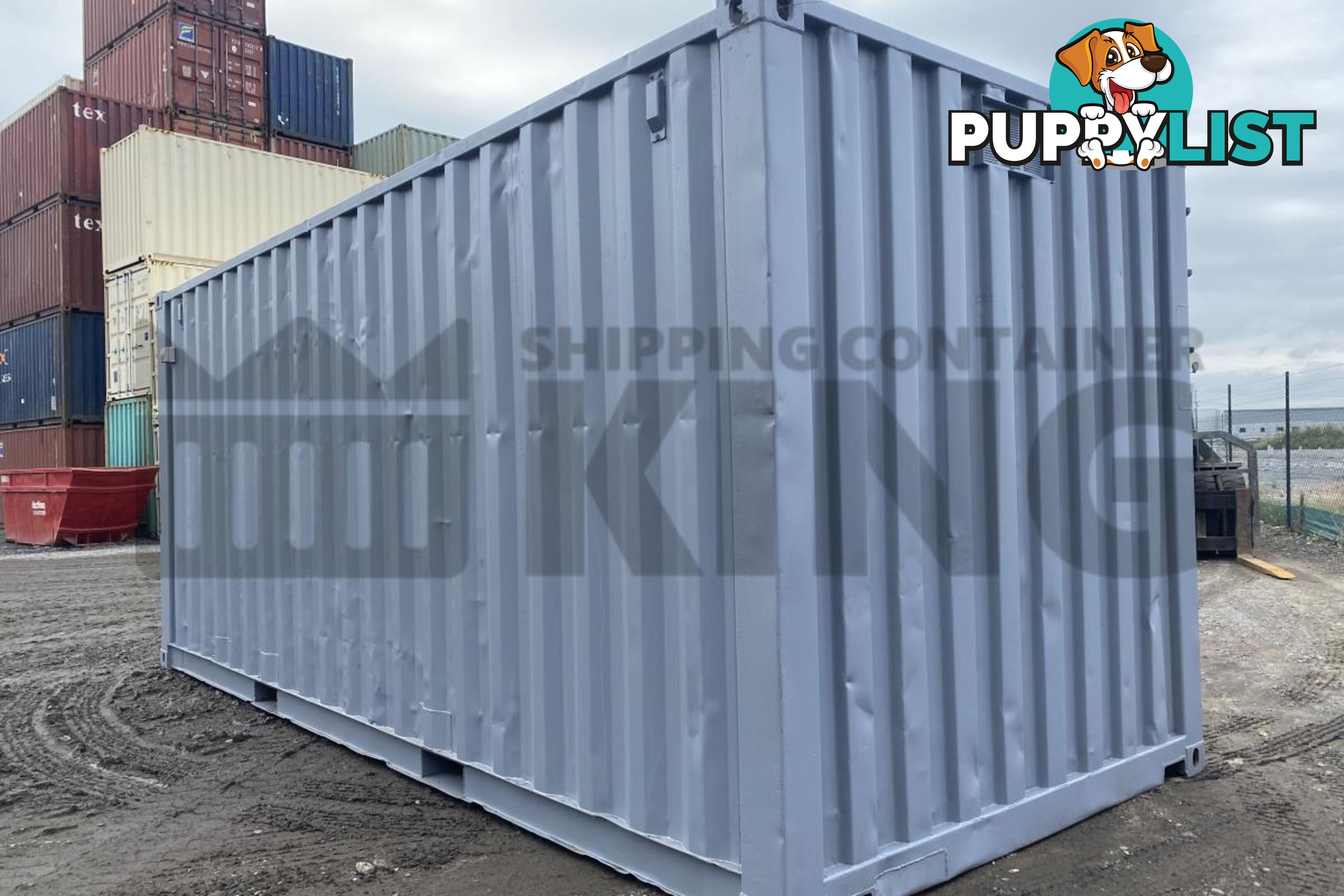 20' STANDARD HEIGHT SHIPPING CONTAINER