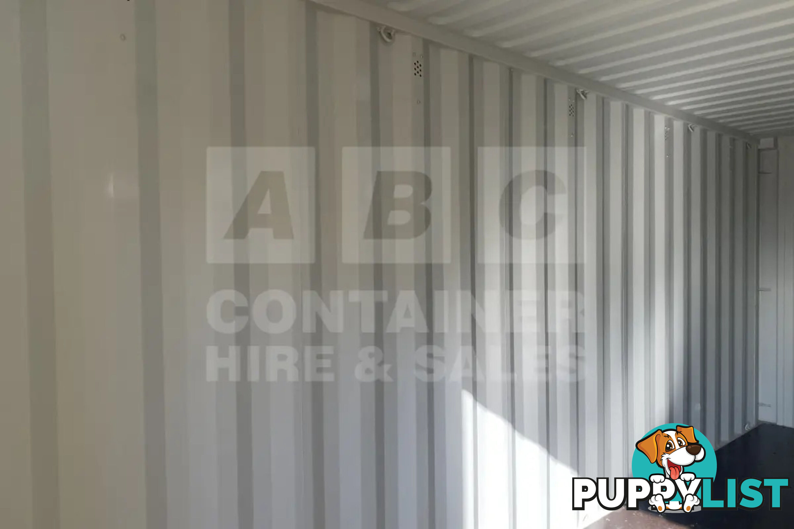 20' STANDARD HEIGHT SHIPPING CONTAINER - in Toowoomba