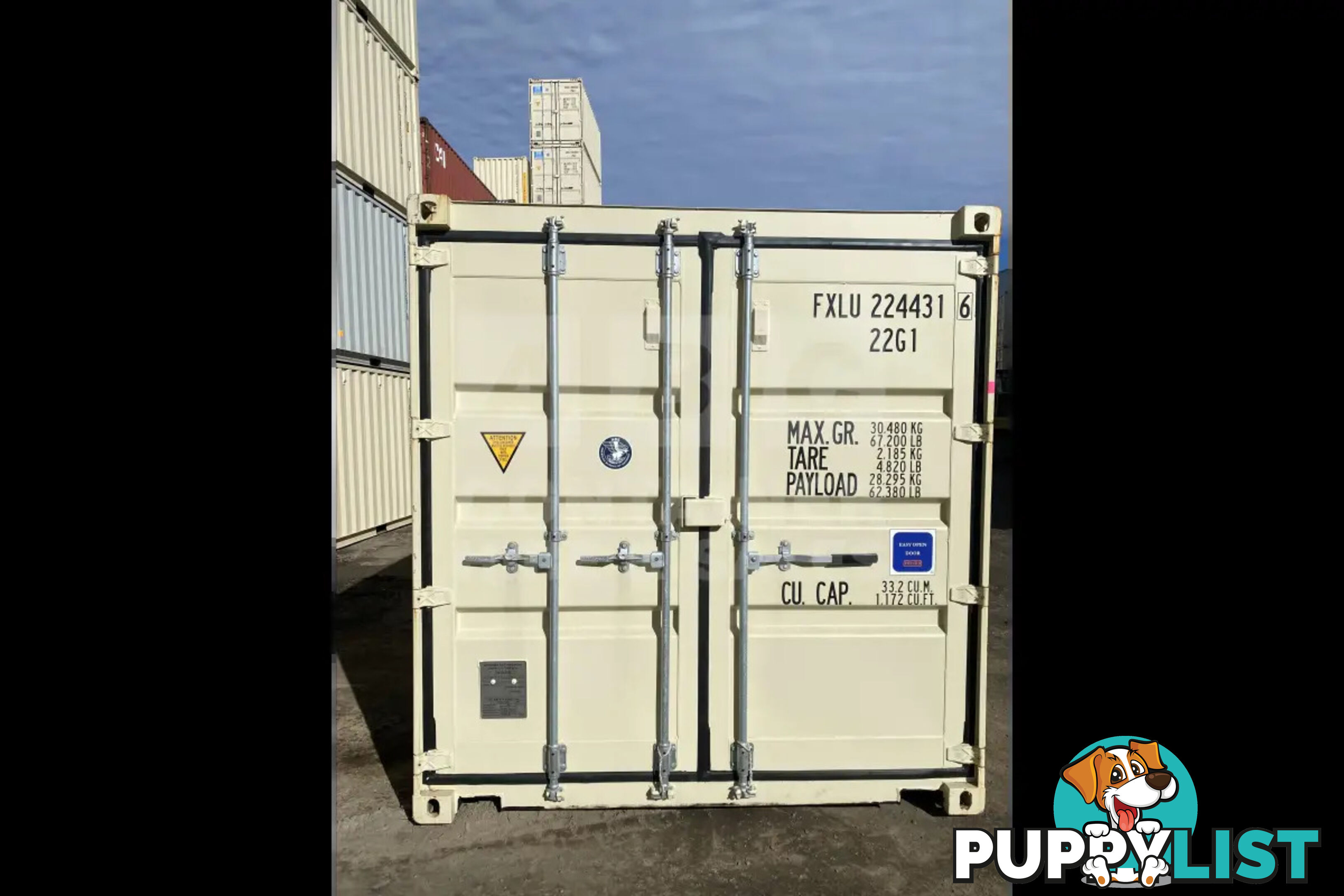 20' STANDARD HEIGHT SHIPPING CONTAINER - in Toowoomba