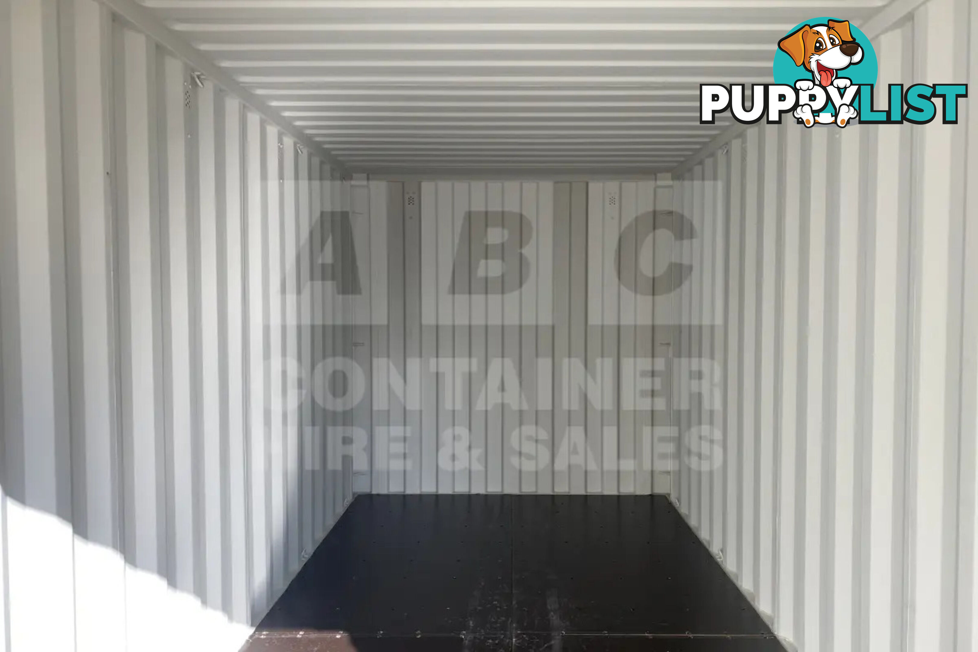 20' STANDARD HEIGHT SHIPPING CONTAINER - in Toowoomba