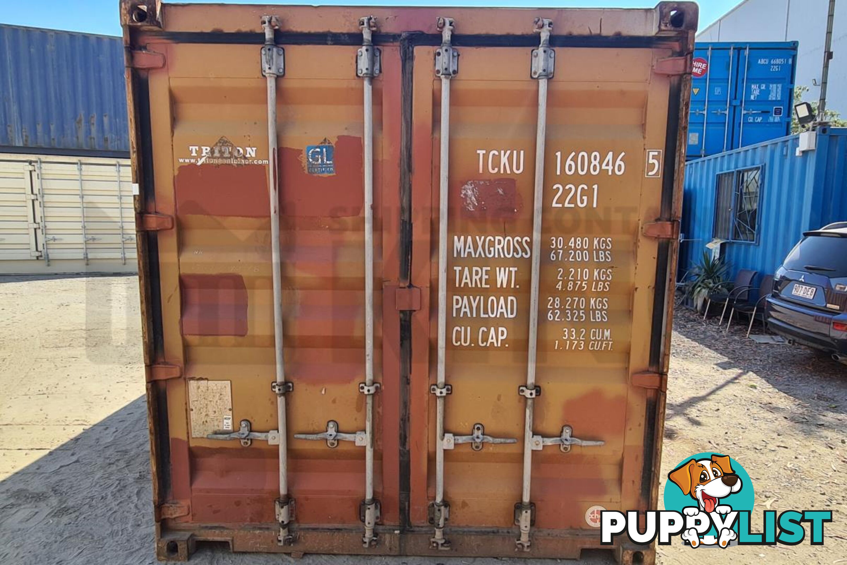 20' STANDARD HEIGHT SHIPPING CONTAINER - in Brisbane