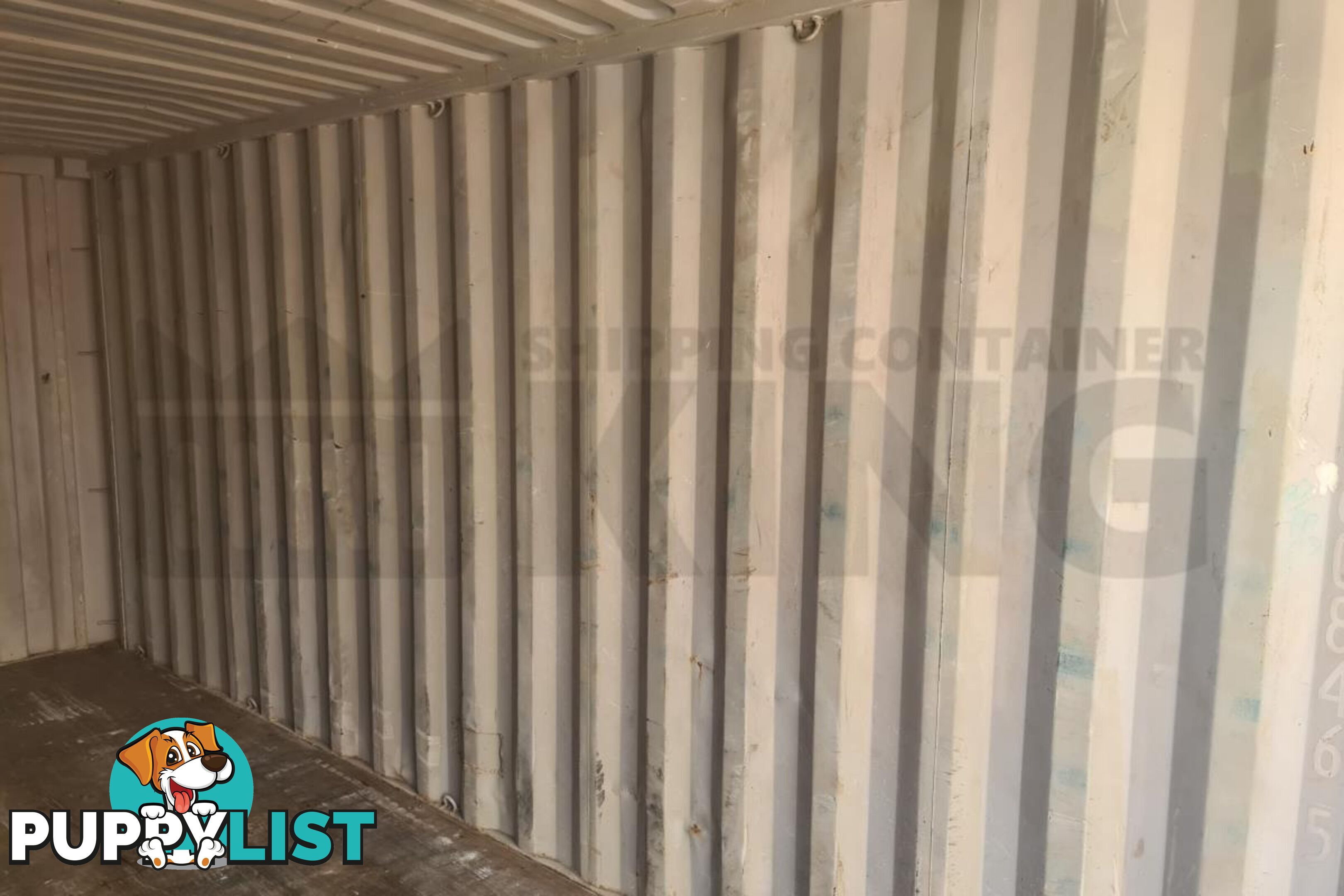 20' STANDARD HEIGHT SHIPPING CONTAINER - in Brisbane