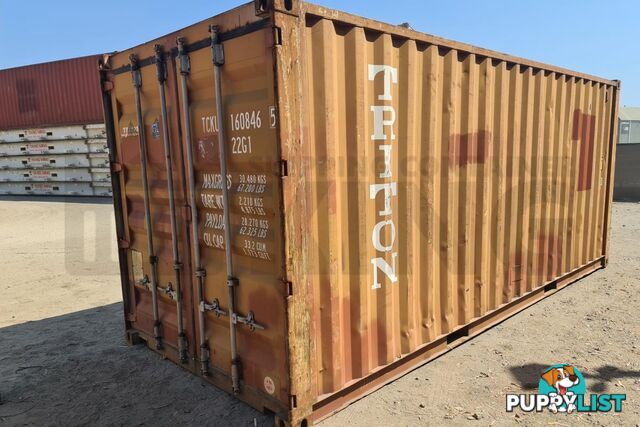 20' STANDARD HEIGHT SHIPPING CONTAINER - in Brisbane