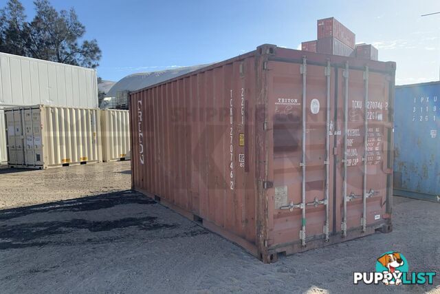 20' STANDARD HEIGHT SHIPPING CONTAINER - in Brisbane