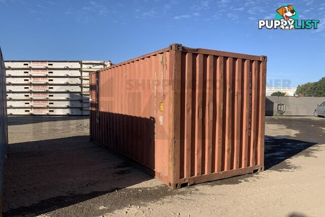 20' STANDARD HEIGHT SHIPPING CONTAINER - in Brisbane