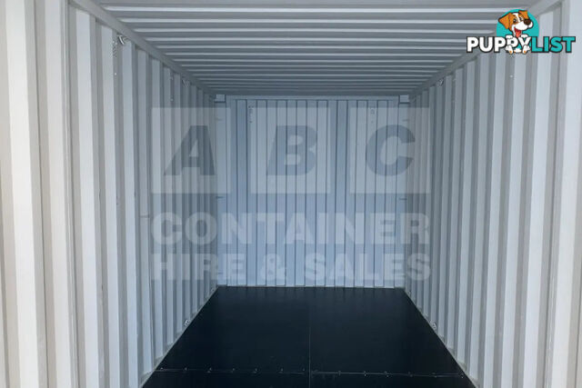 20' STANDARD HEIGHT SHIPPING CONTAINER - in Brisbane