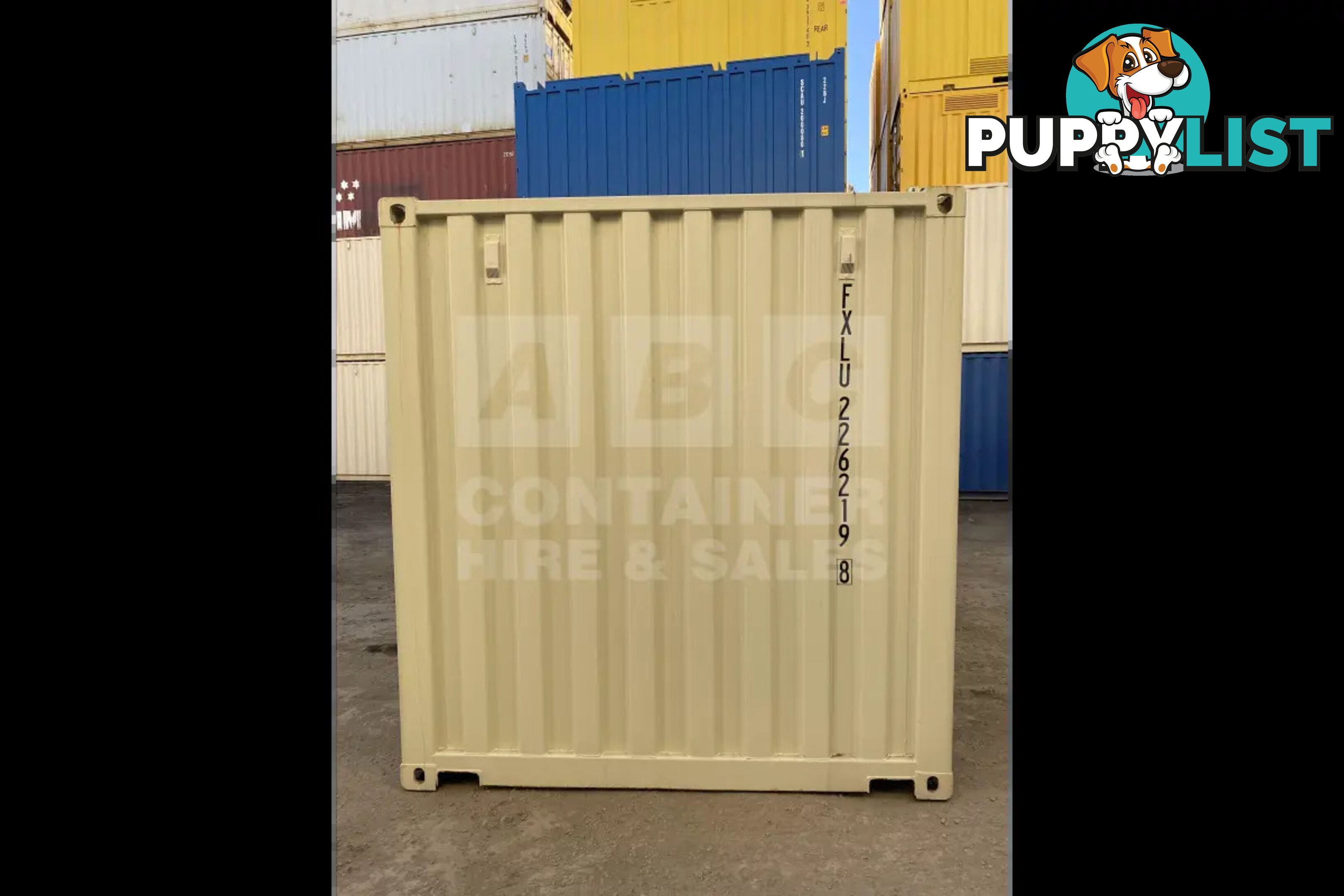 20' STANDARD HEIGHT SHIPPING CONTAINER - in Brisbane
