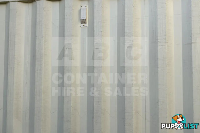 20' STANDARD HEIGHT SHIPPING CONTAINER - in Brisbane