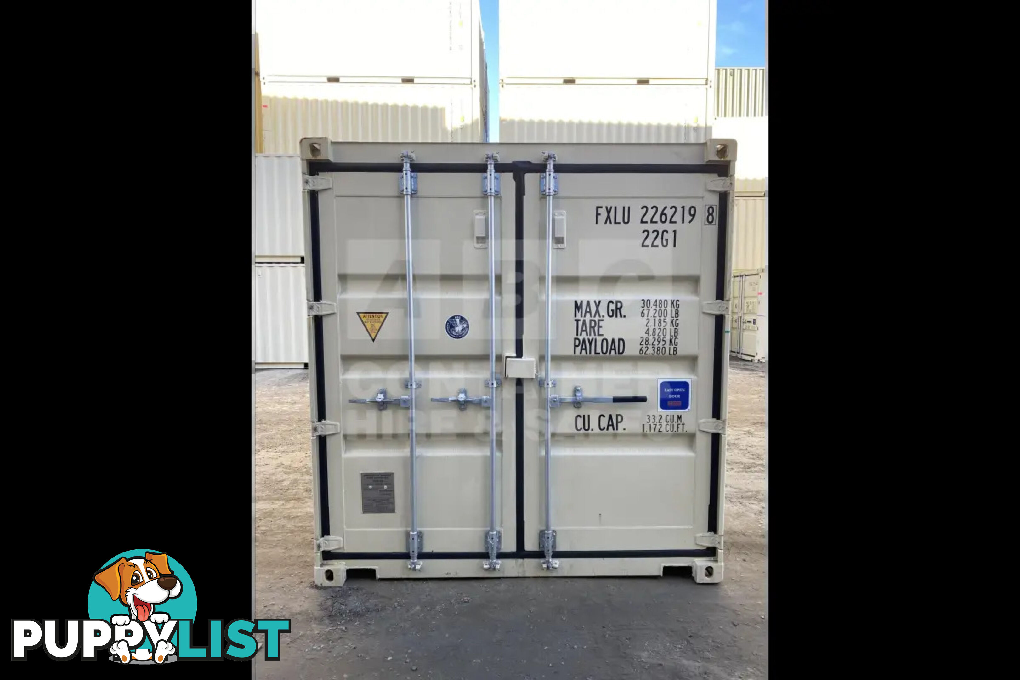 20' STANDARD HEIGHT SHIPPING CONTAINER - in Brisbane