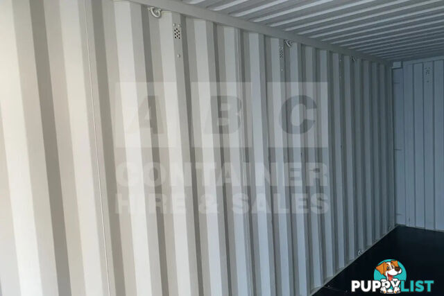 20' STANDARD HEIGHT SHIPPING CONTAINER - in Brisbane