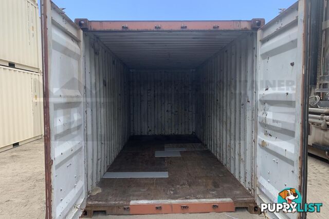 20' STANDARD HEIGHT SHIPPING CONTAINER - in Brisbane