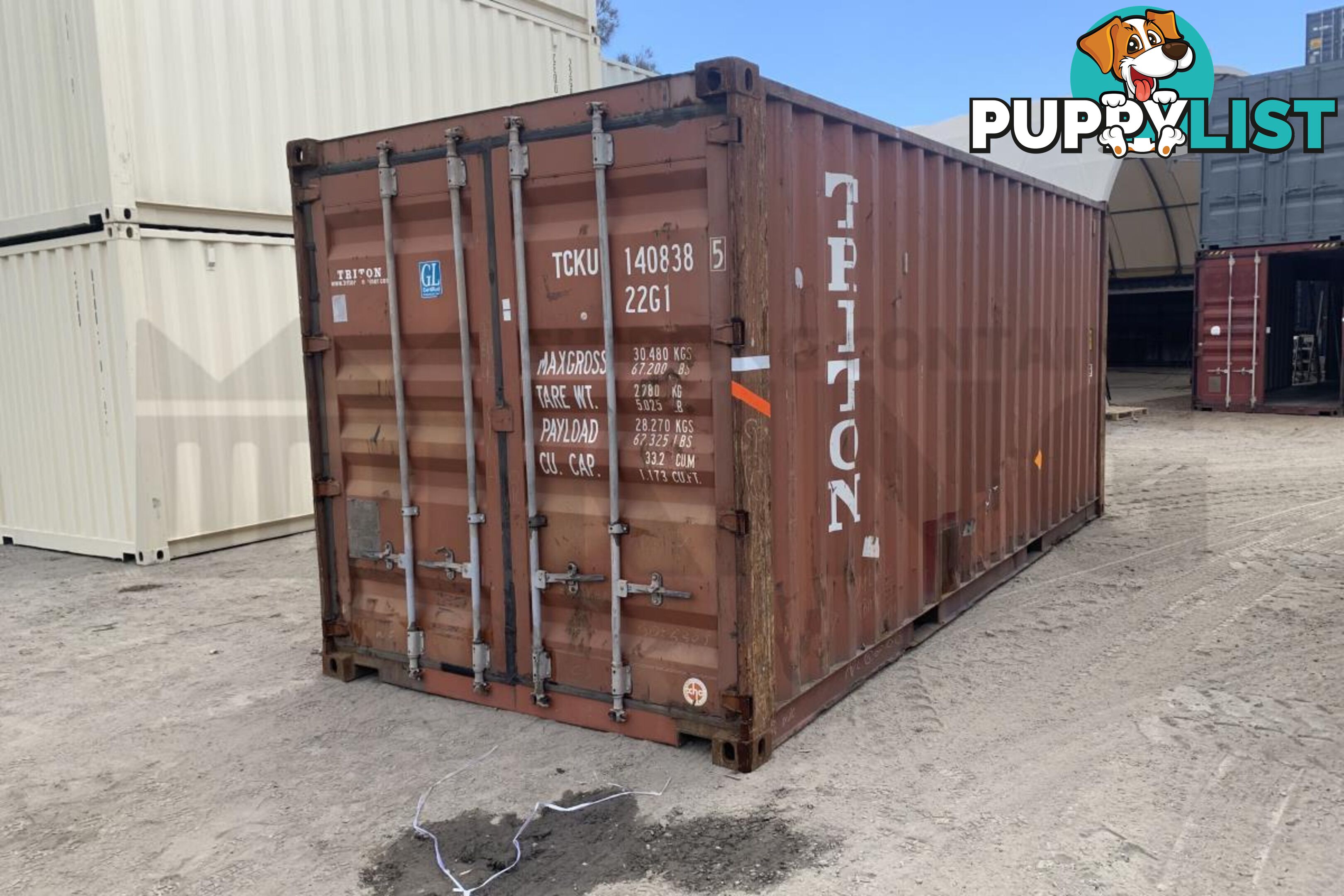 20' STANDARD HEIGHT SHIPPING CONTAINER - in Brisbane