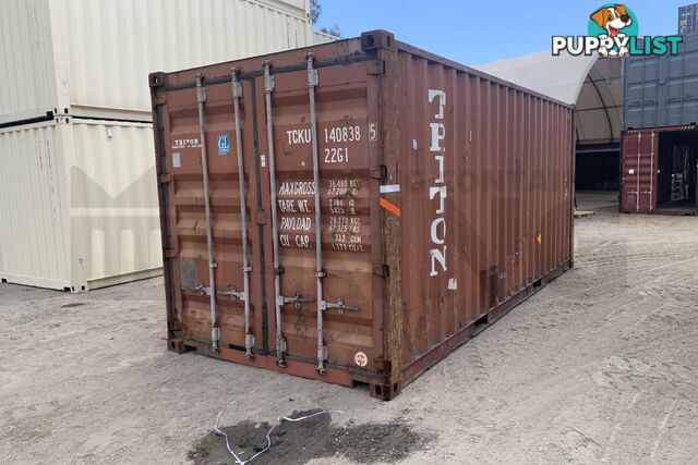 20' STANDARD HEIGHT SHIPPING CONTAINER - in Brisbane