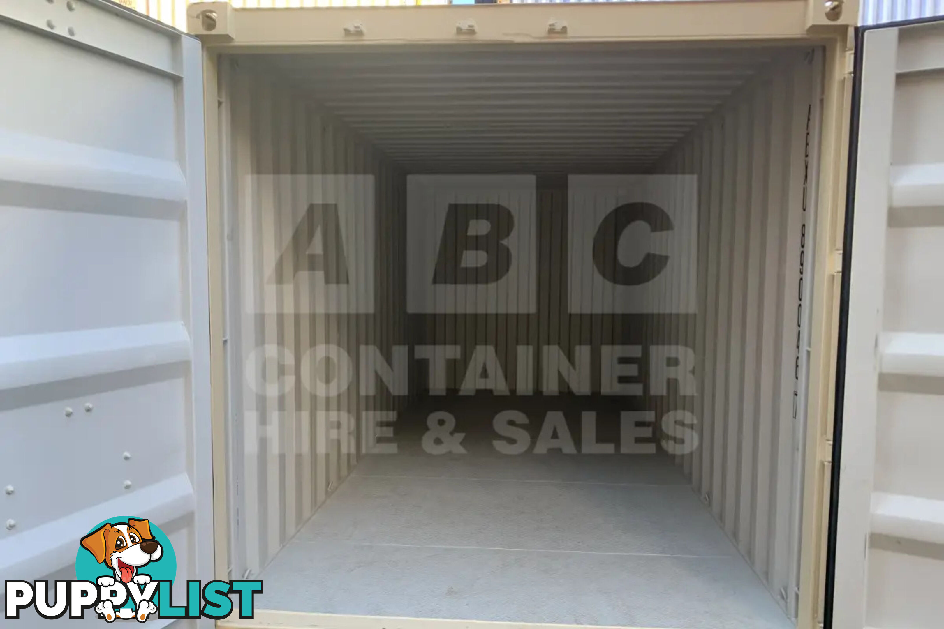 20' STANDARD HEIGHT SHIPPING CONTAINER (STEEL FLOOR) - in Rockhampton