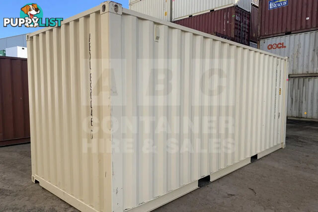 20' STANDARD HEIGHT SHIPPING CONTAINER (STEEL FLOOR) - in Rockhampton