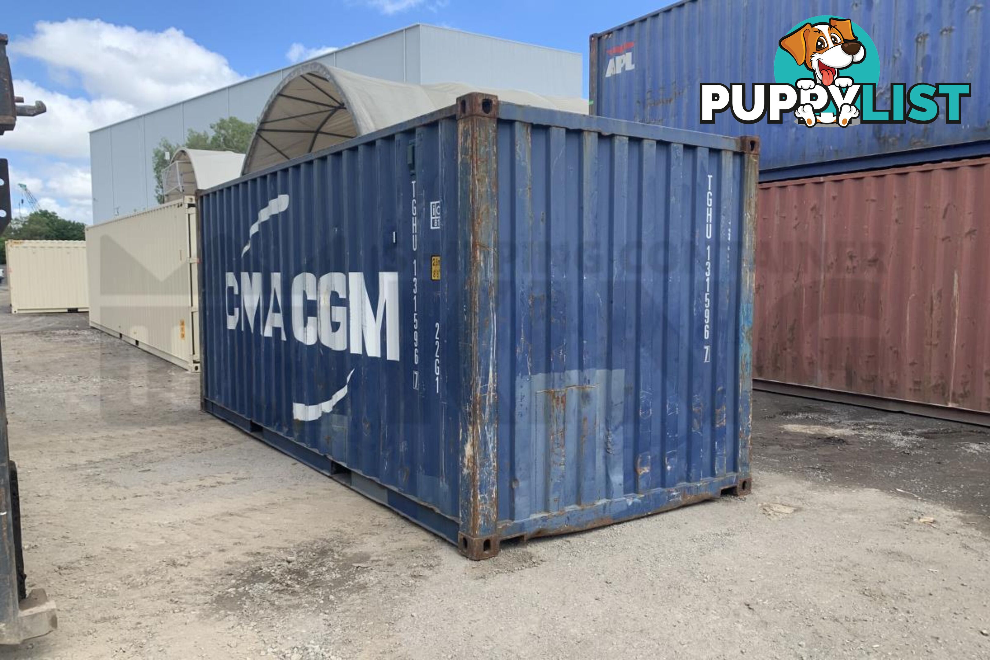 20' STANDARD HEIGHT SHIPPING CONTAINER - in Brisbane