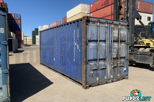 20' STANDARD HEIGHT SHIPPING CONTAINER - in Brisbane