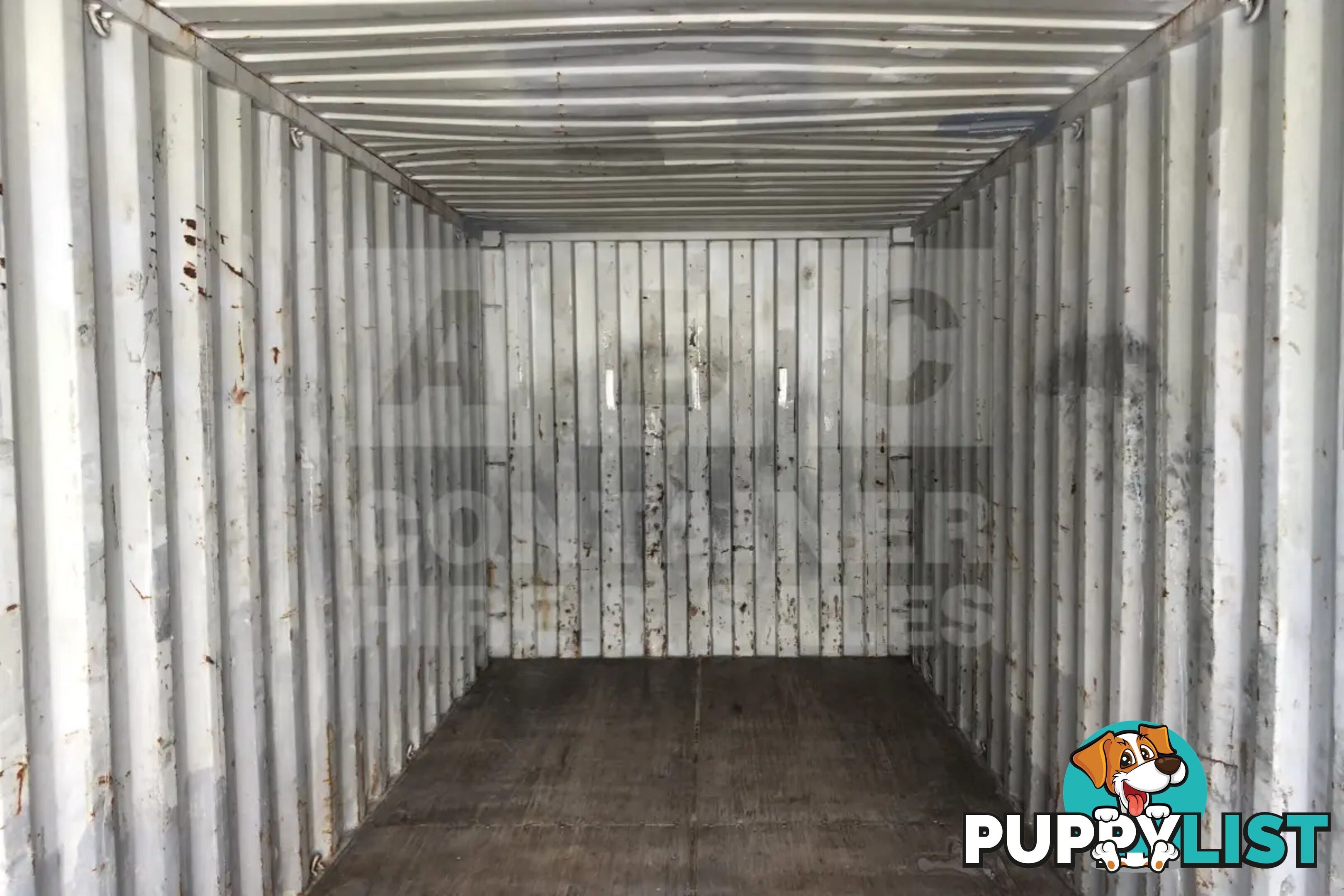 20' STANDARD HEIGHT SHIPPING CONTAINER - in Brisbane