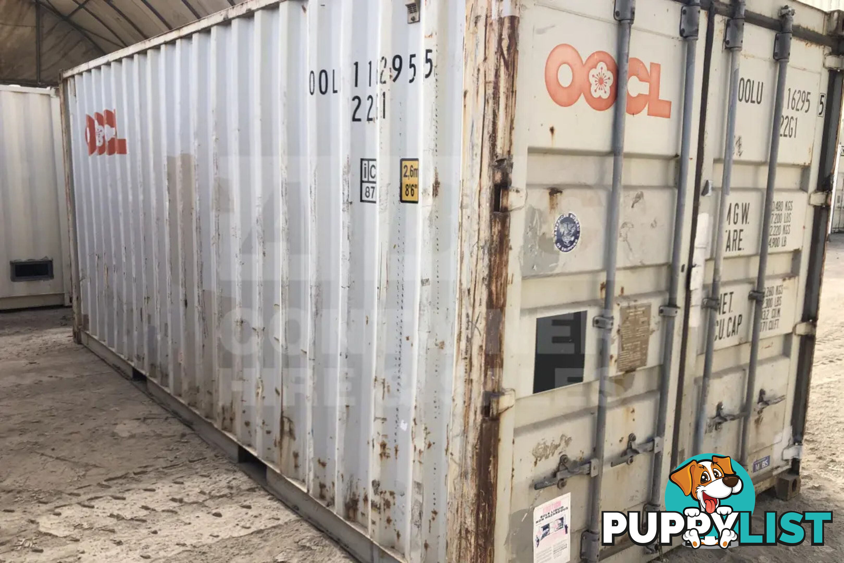 20' STANDARD HEIGHT SHIPPING CONTAINER - in Brisbane