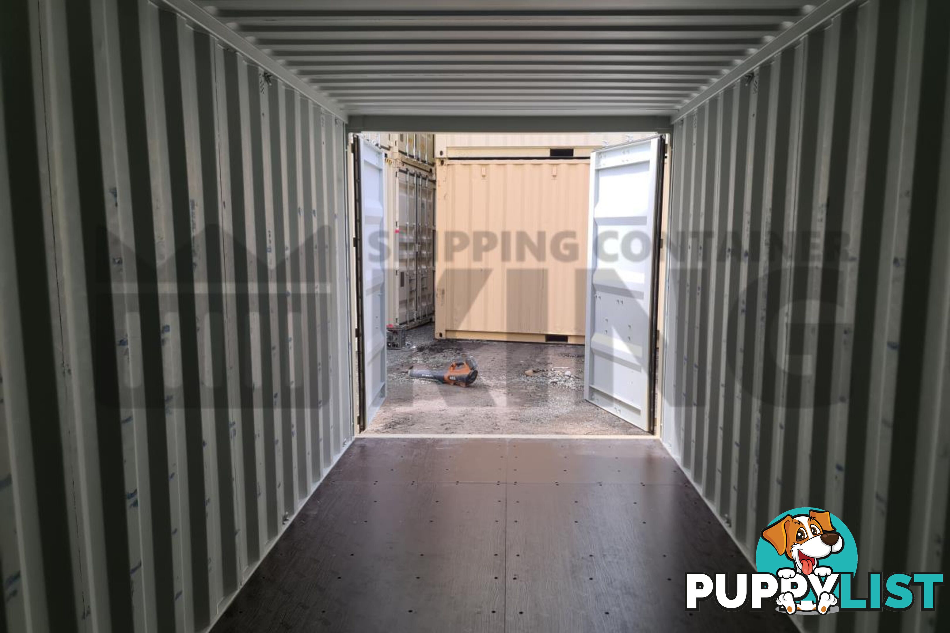 20' STANDARD HEIGHT SHIPPING CONTAINER
