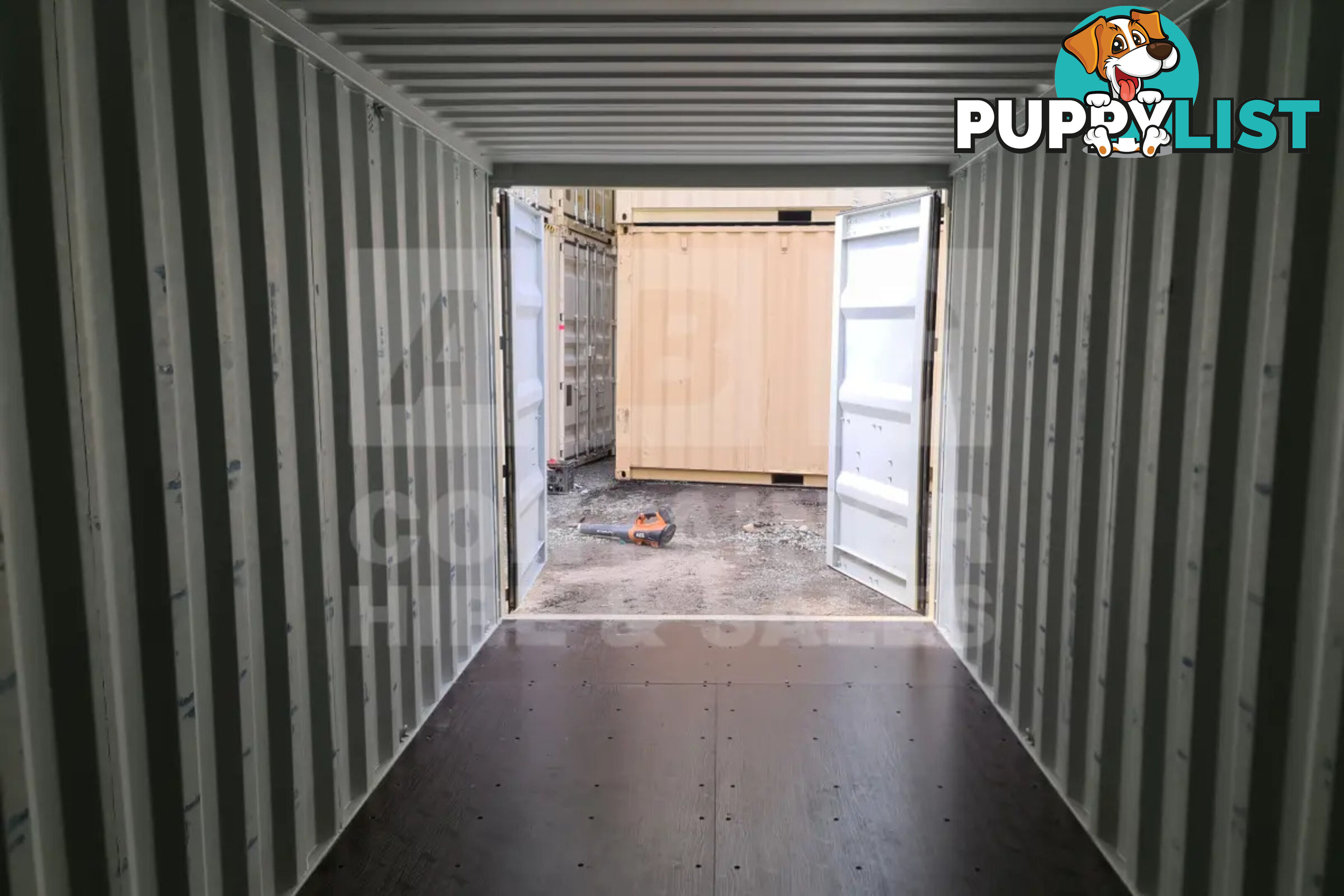 20' STANDARD HEIGHT SHIPPING CONTAINER