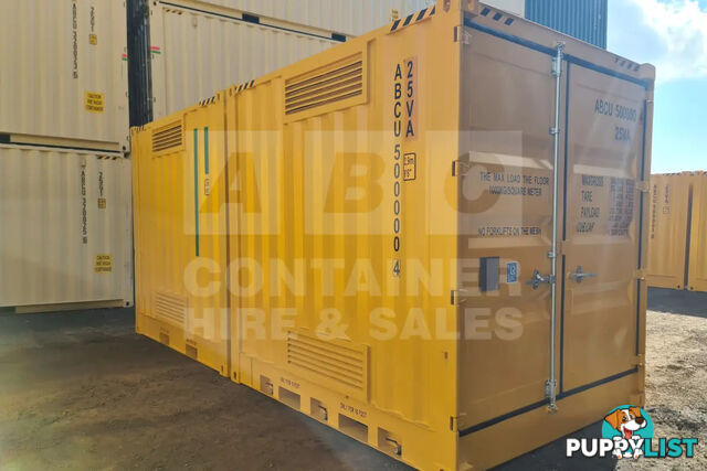 PAIR OF 10' HC DANGEROUS GOODS CONTAINERS (2 X 4 POST 10' DG'S)