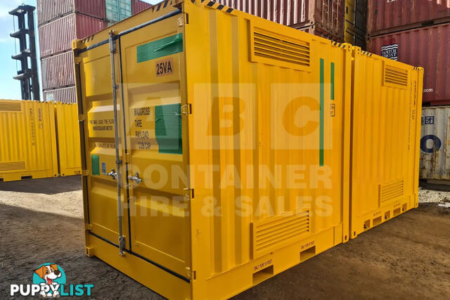 PAIR OF 10' HC DANGEROUS GOODS CONTAINERS (2 X 4 POST 10' DG'S)