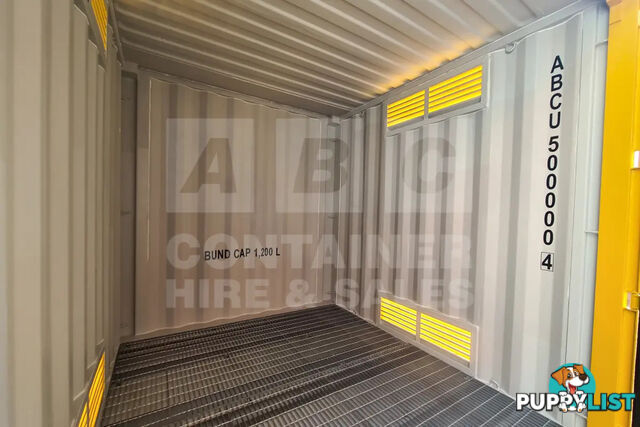 PAIR OF 10' HC DANGEROUS GOODS CONTAINERS (2 X 4 POST 10' DG'S)