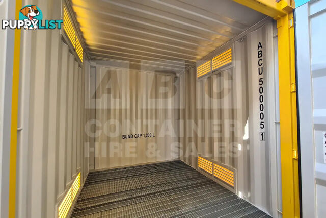 PAIR OF 10' HC DANGEROUS GOODS CONTAINERS (2 X 4 POST 10' DG'S)