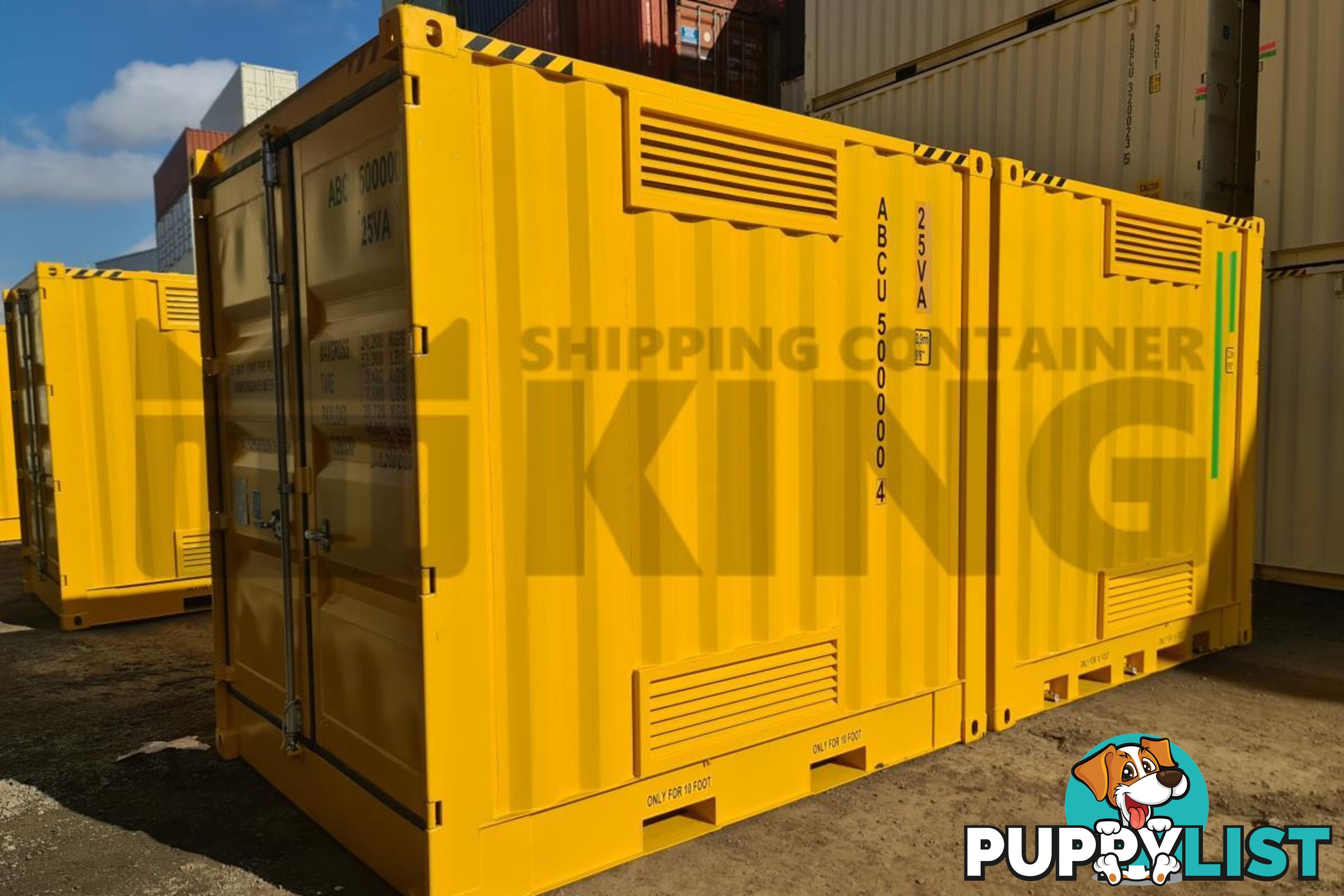 PAIR OF 10' HC DANGEROUS GOODS CONTAINERS (2 X 4 POST 10' DG'S)